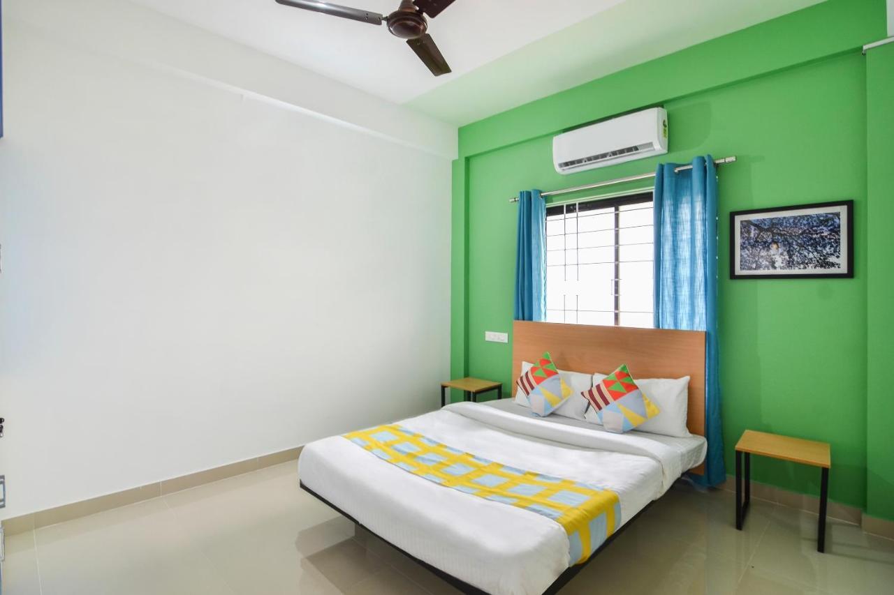 Oyo Home 81801 Akash Villa Trippapur Kültér fotó